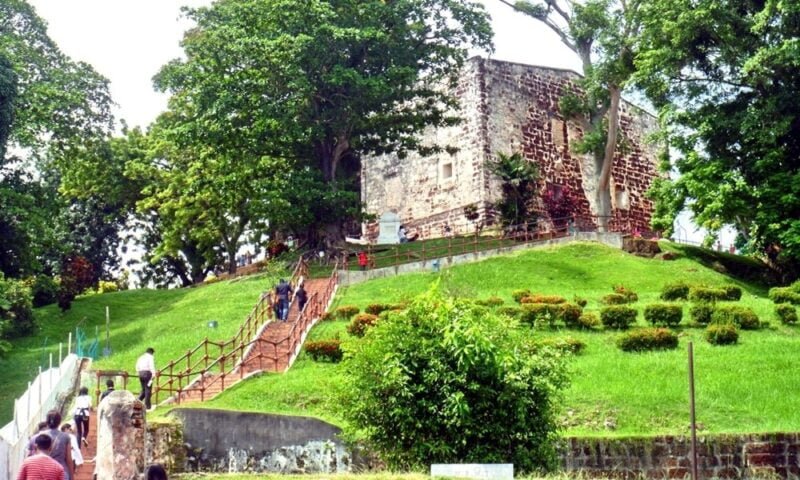 Hilangnya Bukit Melaka bersama hilangnya Sultan Melaka