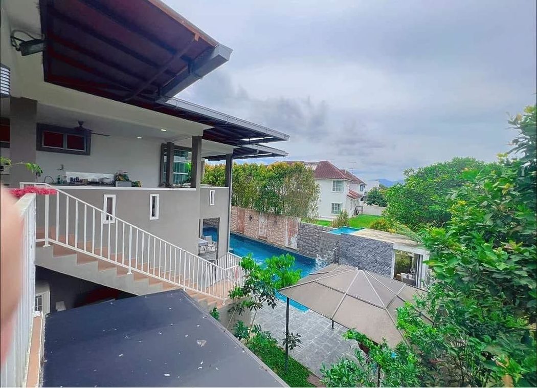 Mengapa orang kaya akhirnya mahu jual rumah, dah selesa apasal nak jual pulak, rupanya ini punca. Dulu saya pun pelik. Ingat ada masalah kewangan sebab itu ada yang nak jual. Tapi sebenarnya tidak semua nak jual rumah sebab ada masalah kewangan. Ada banyak je faktor lain.