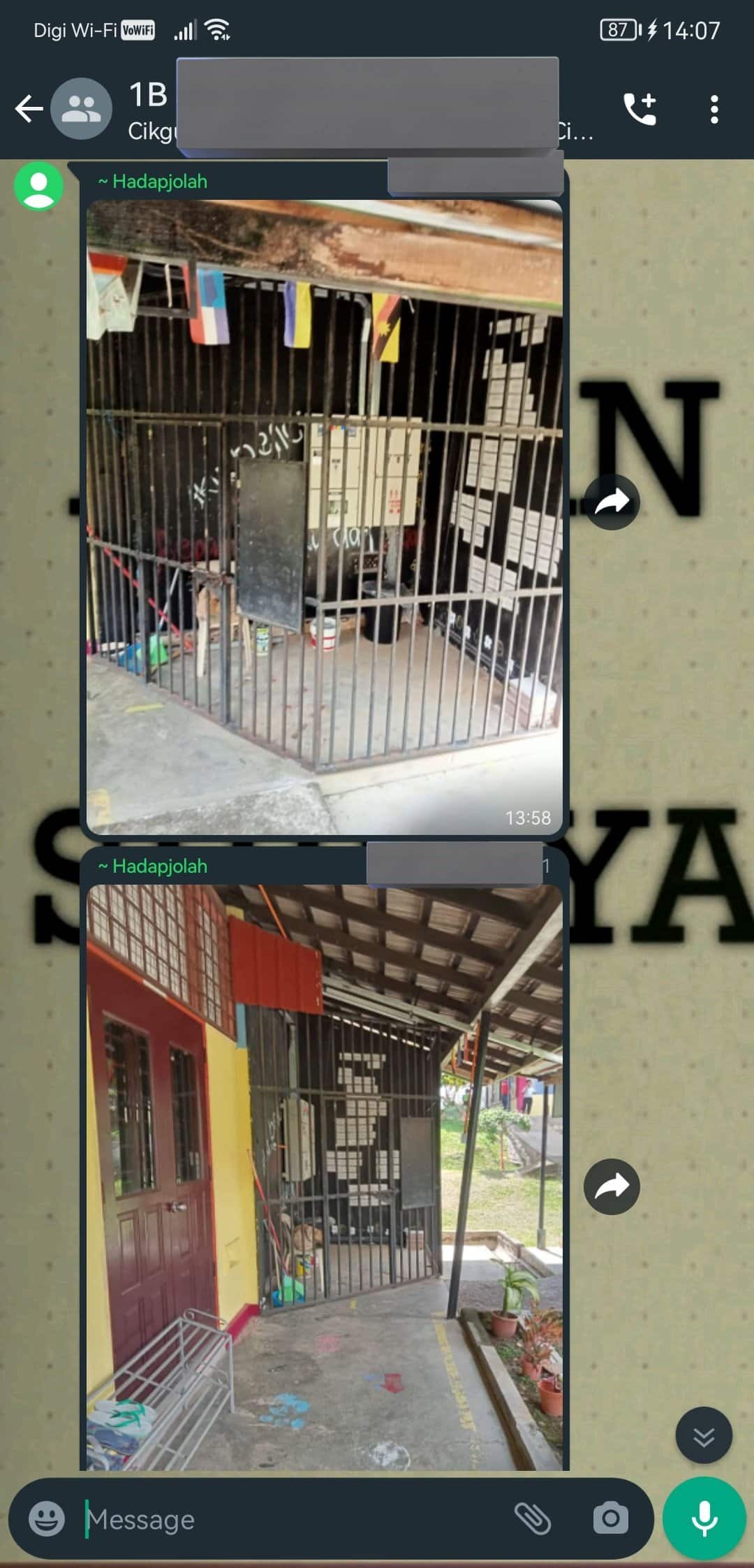 Pelajar darjah satu dikurung dalam sangkar besi di sekolah. Ibu bapa mana yang sanggup tahan marah bila dapat tahu