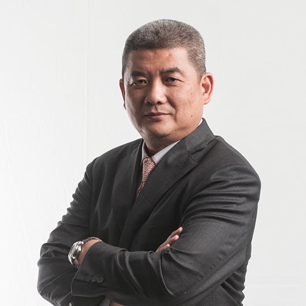 Ramai tak tahu, ini senarai Orang Melayu Malaysia paling kaya. Berdasarkan kedudukan (ranking) senarai 50 orang terkaya di Malaysia pada tahun 2023 yang diterbitkan oleh majalah perniagaan popular Forbes, (www.forbes.com) terdapat tiga individu melayu tersenarai dalam ranking tersebut berbanding tujuh individu pada tahun lepas