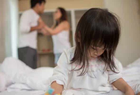 Selalu balik lewat, rupanya sering chek in dengan rakan sekerja, siap bawa anak lagi. Seorang wanita telah memuat naik sebuah kisah sedih di Twitter tentang suaminya yang menjalinkan hubungan cinta dengan rakan sekerja.