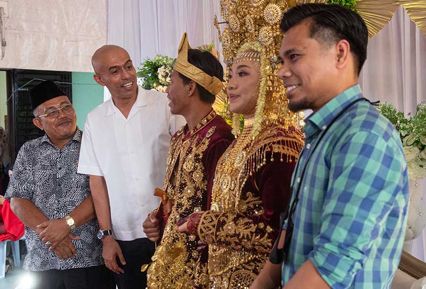 Dari dunia artis ke politik, ini alasan penyanyi rap 'hoi ya hoi' buat ramai menyokong. Jika dibandingkan populariti dan pengalamannya dalam industri seni dengan landskap politik, nama Altimet mungkin lebih 'sinonim' sebagai penyanyi atau pencipta lagu.