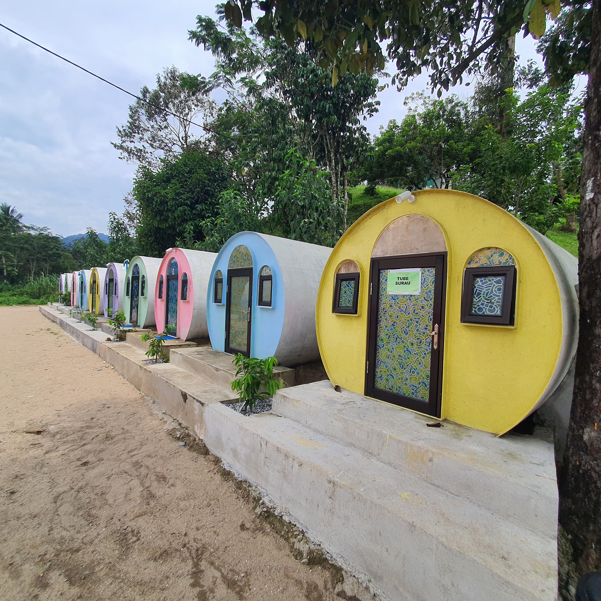 Nak 'healing' hujung minggu? Wanita kongsi port tube house paling luas pernah dijumpai, di Selangor je pun