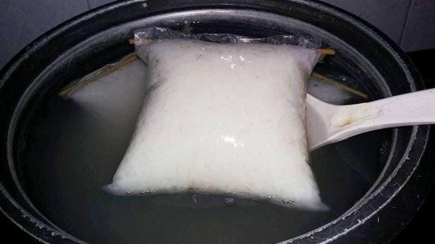 Petua nasi himpit 'kalis' basi, tak berair dan boleh tahan sampai 3 hari