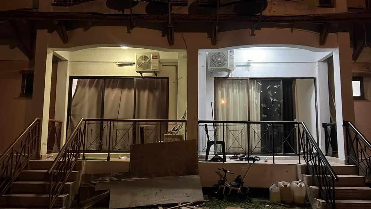 Rimas banyak tahi cicak di rumah? Rupanya guna lampu kuning lebih baik daripada lampu putih.Ramai yang tak tahu rupanya rumah pasang lampu kuning lagi selamat daripada lampu putih, ini sebabnya.Lampu merupakan peralatan elektrik wajib yang perlu ada di rumah, tidak kira bagaimana bentuknya, asalkan mampu menerangi waktu malam, ia tidak akan menjadi masalah.