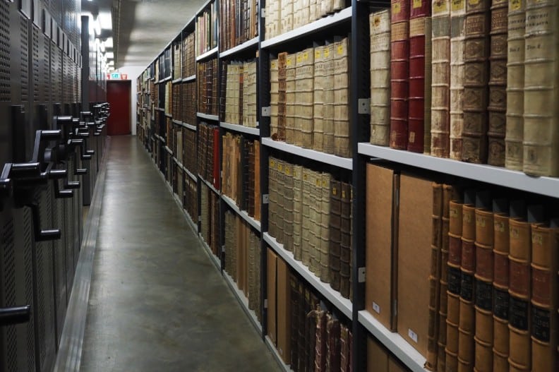 72 manuskrip Melayu purba ada di Belanda, rupanya ini sebab ada VIP Selangor sanggup bakar 'library' miliknya