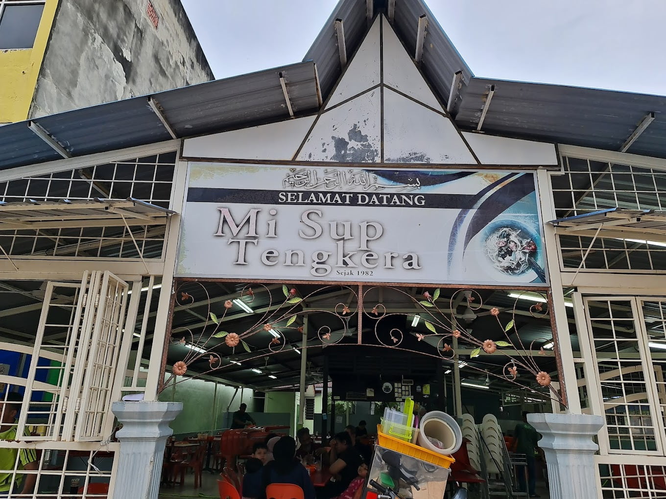 Makan 'fast food' je bila sampai Melaka? Apa kata singgah cuba rasa di 7 kedai ini 