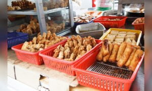 Peniaga-dedah-rasia-cara-nak-bancuh-tepung-goreng-pisang-agar-rangup-dan-tahan-lama 02