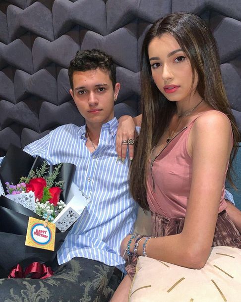 Profil pelakon cantik Amelia Henderson ramai tak tahu, rupanya pernah jadi kerabat