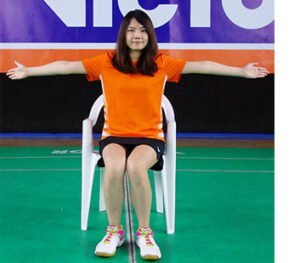 5. Bulu tangkis mendarat diluar garisan