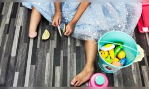 Tiada-tapak-kaki-kanan,-kaki-kiri-pula-ada-tiga-jari,-tapi-sikap-positif-OKU-cilik-ini-mengagumkan 01