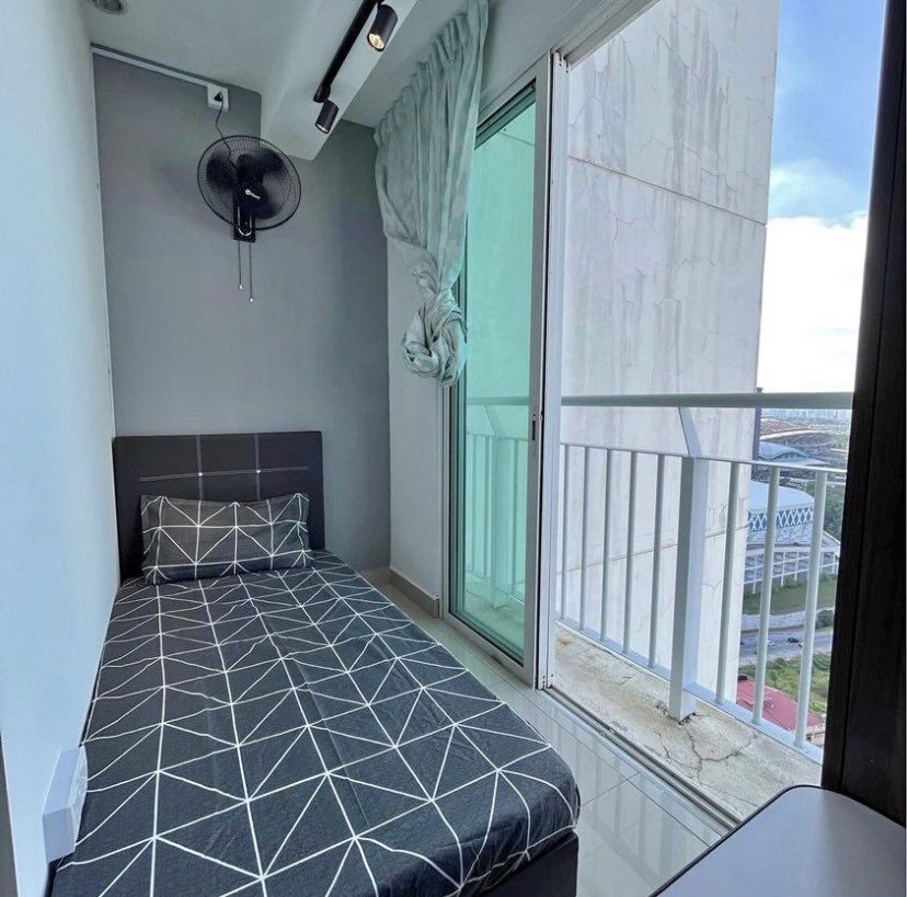 'Hantu pun tak sampai hati nak sakat' - Balkoni pun boleh letak sewa RM600