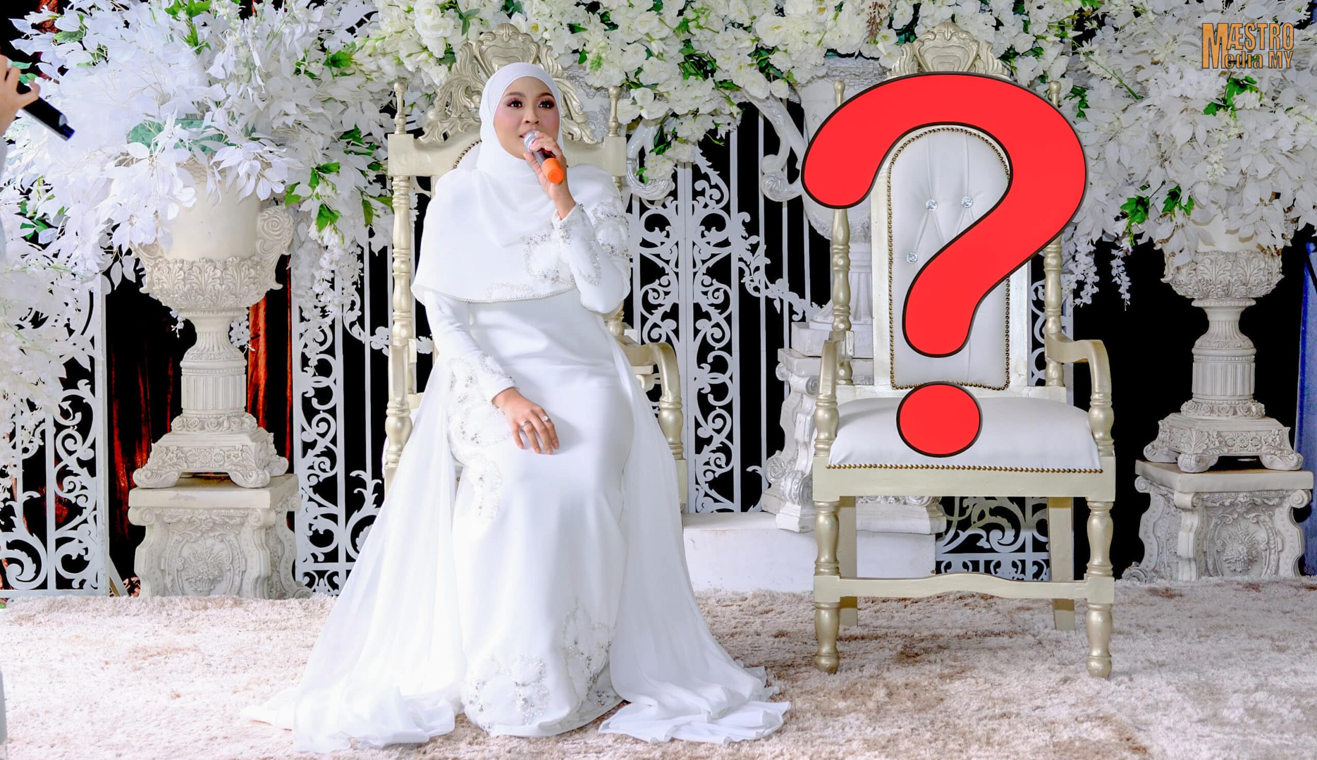Heboh Siti Nordiana pakai baju pengantin, ada majlis besar Mei nanti