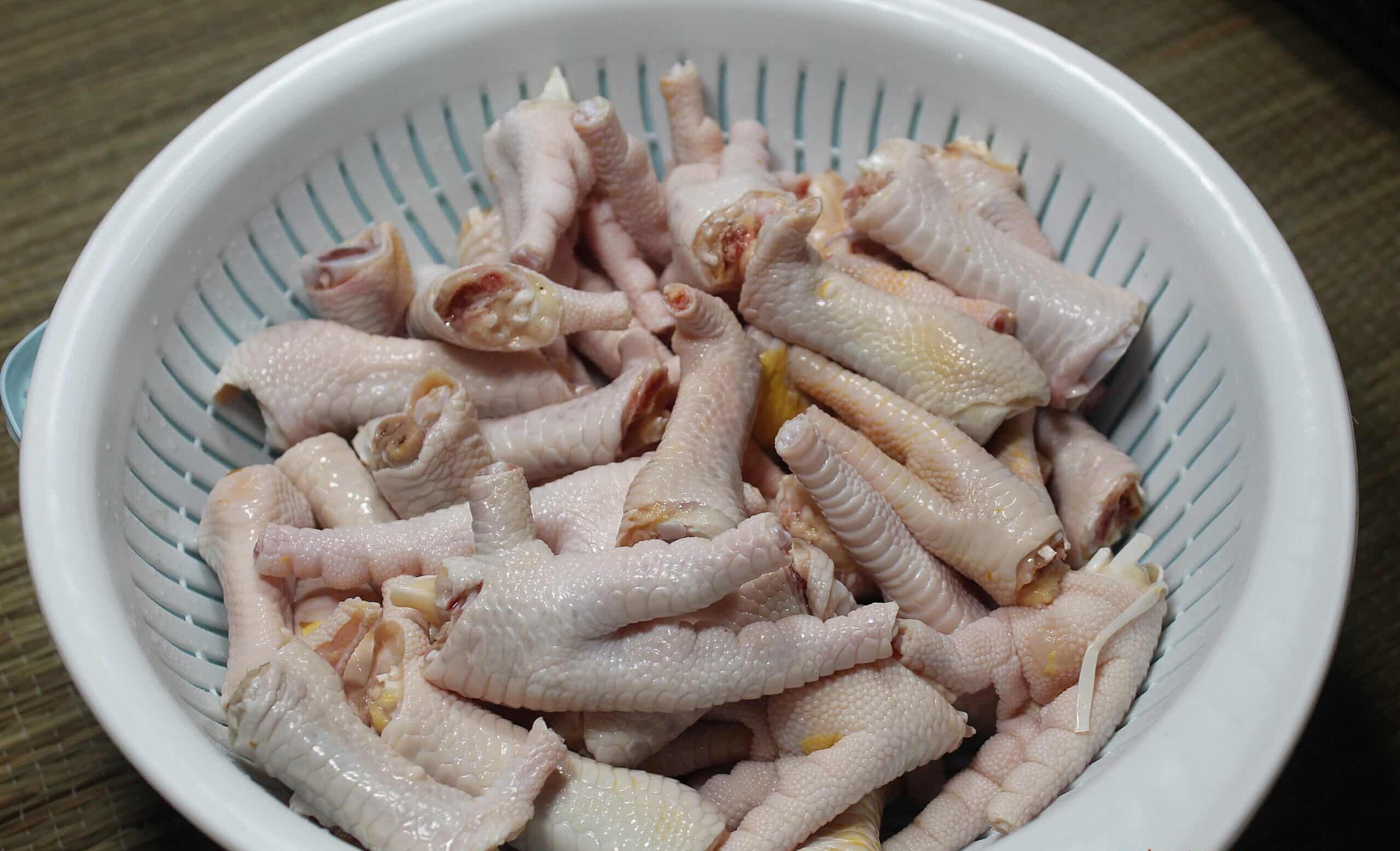 Mana hantu kaki ayam? Ini cara pantas bersih dan buang hanyir, barulah puas makan