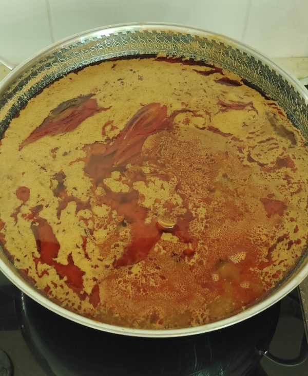 Memang renyah nak masak kuah laksa lemak, sekarang senang, guna sardin je pun boleh