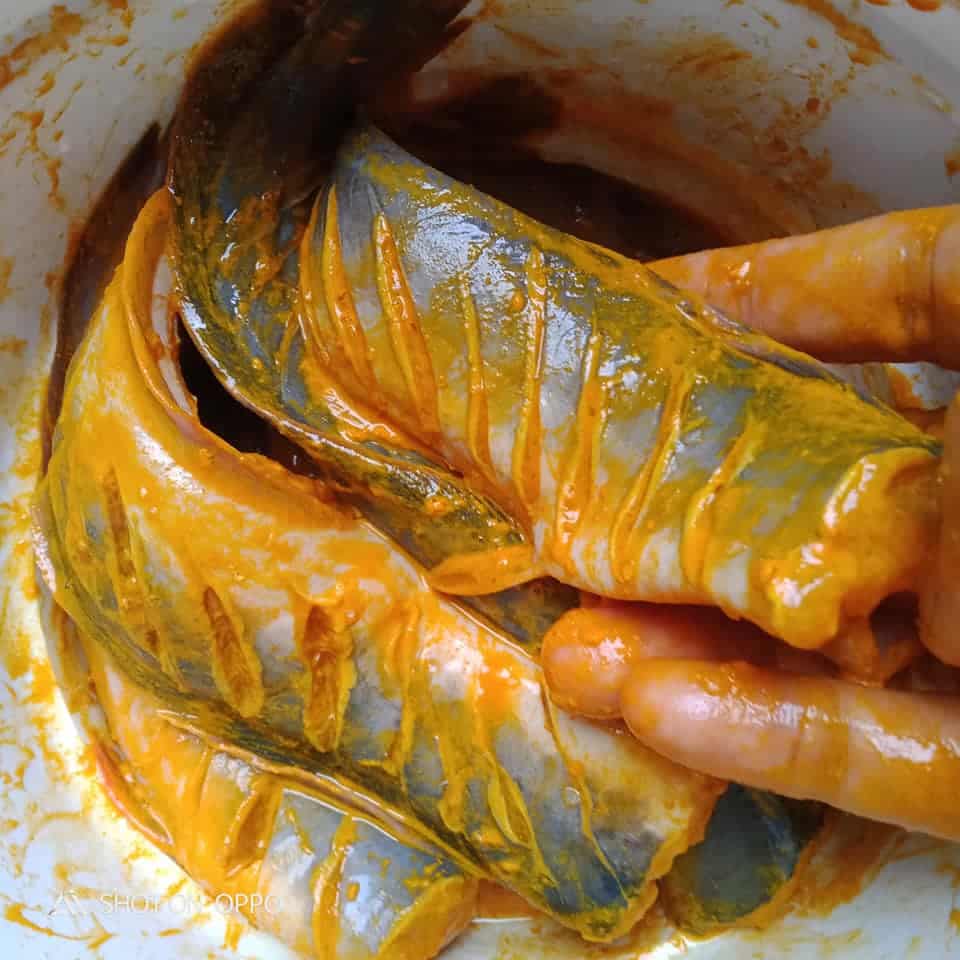 Tips goreng ikan keli tanpa meletup, rupanya guna ini je