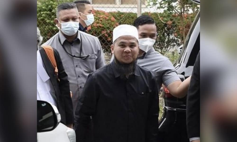 Gempar! Saksi beritahu Ebit ajak tukar pasangan buat seks