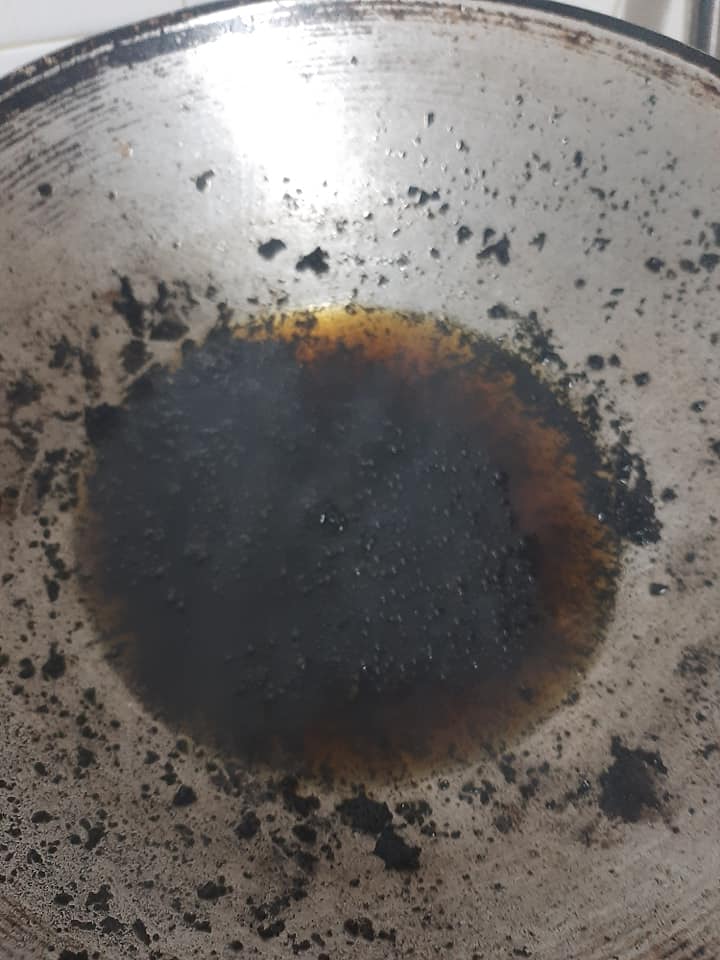 Hanya 3 langkah ini, minyak lepas goreng ikan jadi jernih semula, jimat berbaloi-baloi