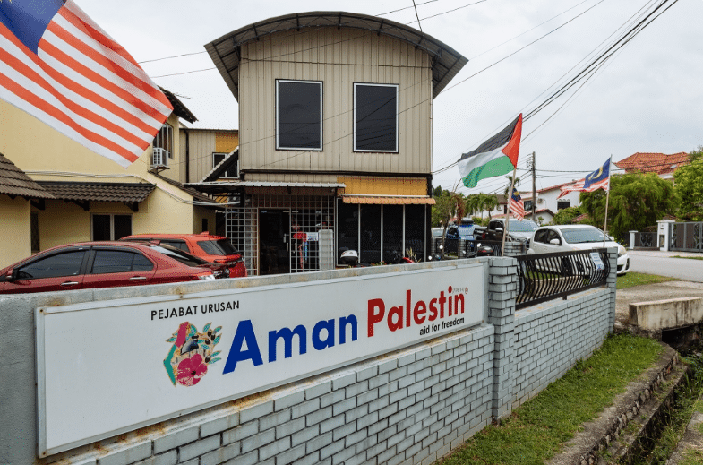  'Harap beri kepada Palestin tapi beli emas 131 kg' - Lelaki ini rupanya dah lama persoal kekayaan Abdullah Zaik 