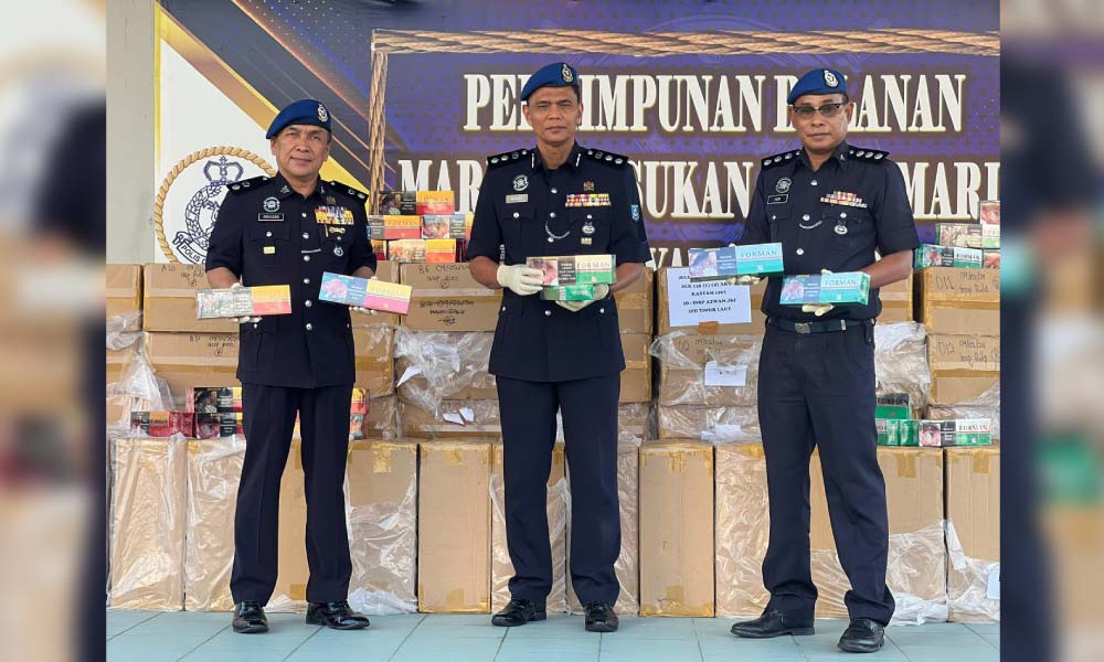 Nilai barang seludup ini dah boleh beli rumah sebuah - 840,000 batang rokok dirampas 