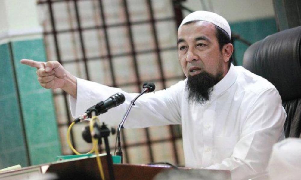 Rasa diri selalu betul, Ustaz Azhar Idrus syor 'berubat' di sini