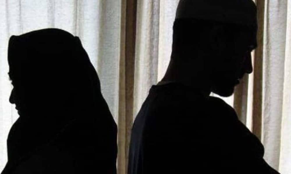 Saya rasa Tunang tiba tiba beli rumah sebelah rumah ibu sendiri wanita dilema pilih kerjaya atau ikut kata pasangan