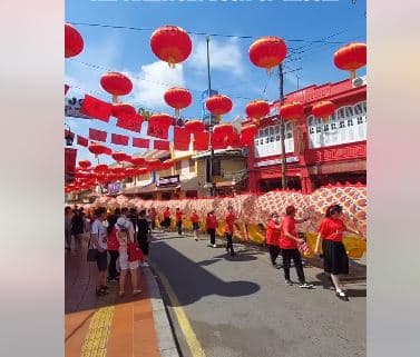 'Sebelah 'naga' tu ada je bendera Malaysia' - Terkejut lihat wakil rakyat ini memfitnah 