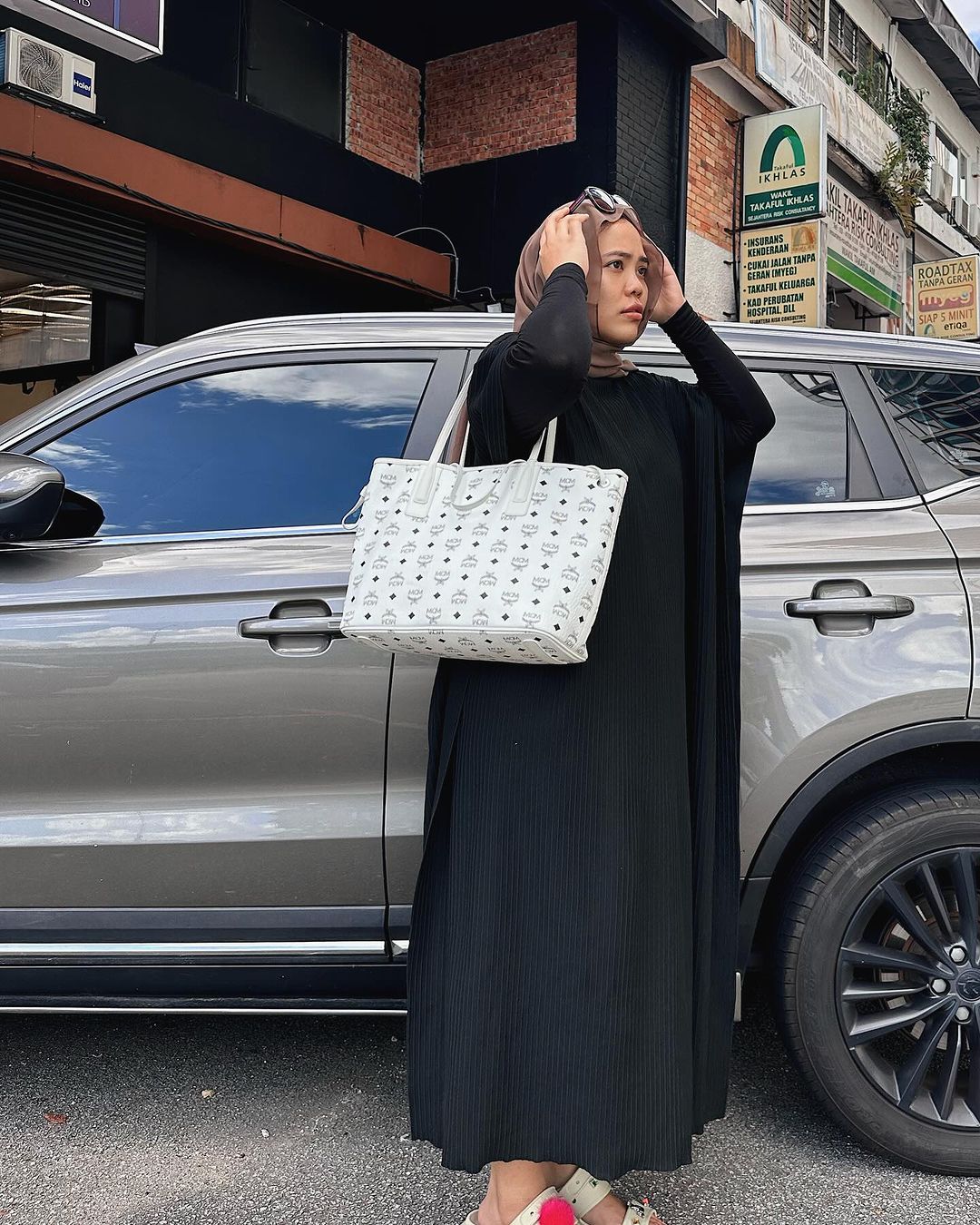 Sedang berusaha ke arah lebih baik, Norreen Iman kini lebih sopan dengan imej baru