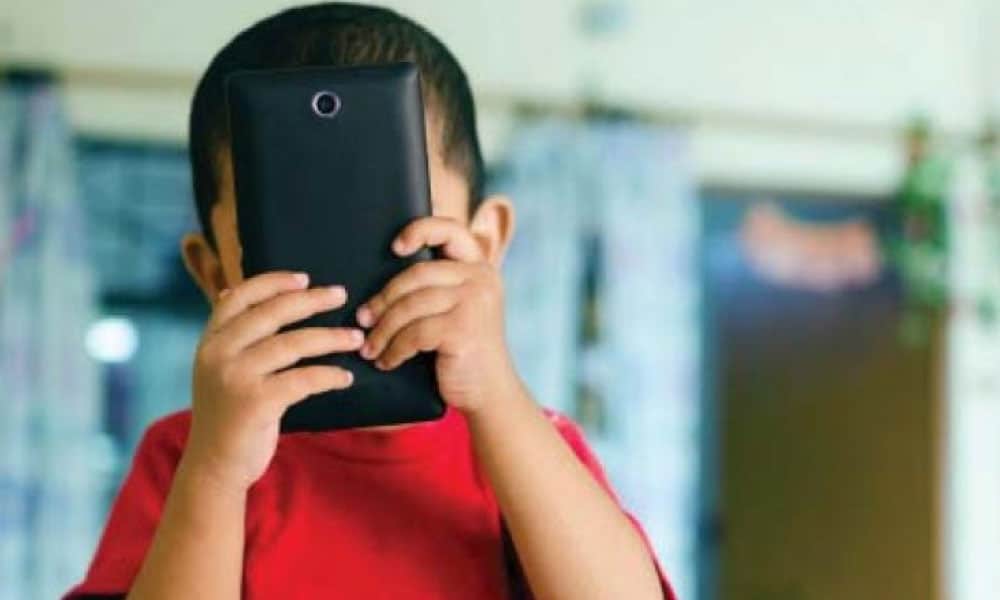 14 tanda-tanda telefon dah masuk dalam hati, Ramadan ini titik mula jadi contoh kepada anak bebas dari jadi hamba gajet