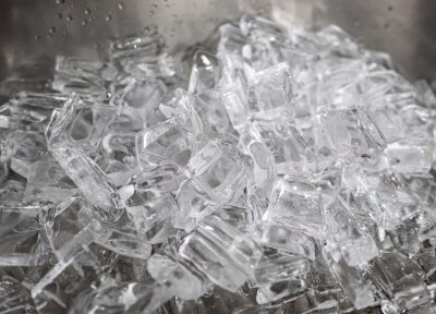 Beritahu peniaga kedai makan jangan guna ais untuk lauk mentah di pasar, ini cara nak kenal ais guna air masak