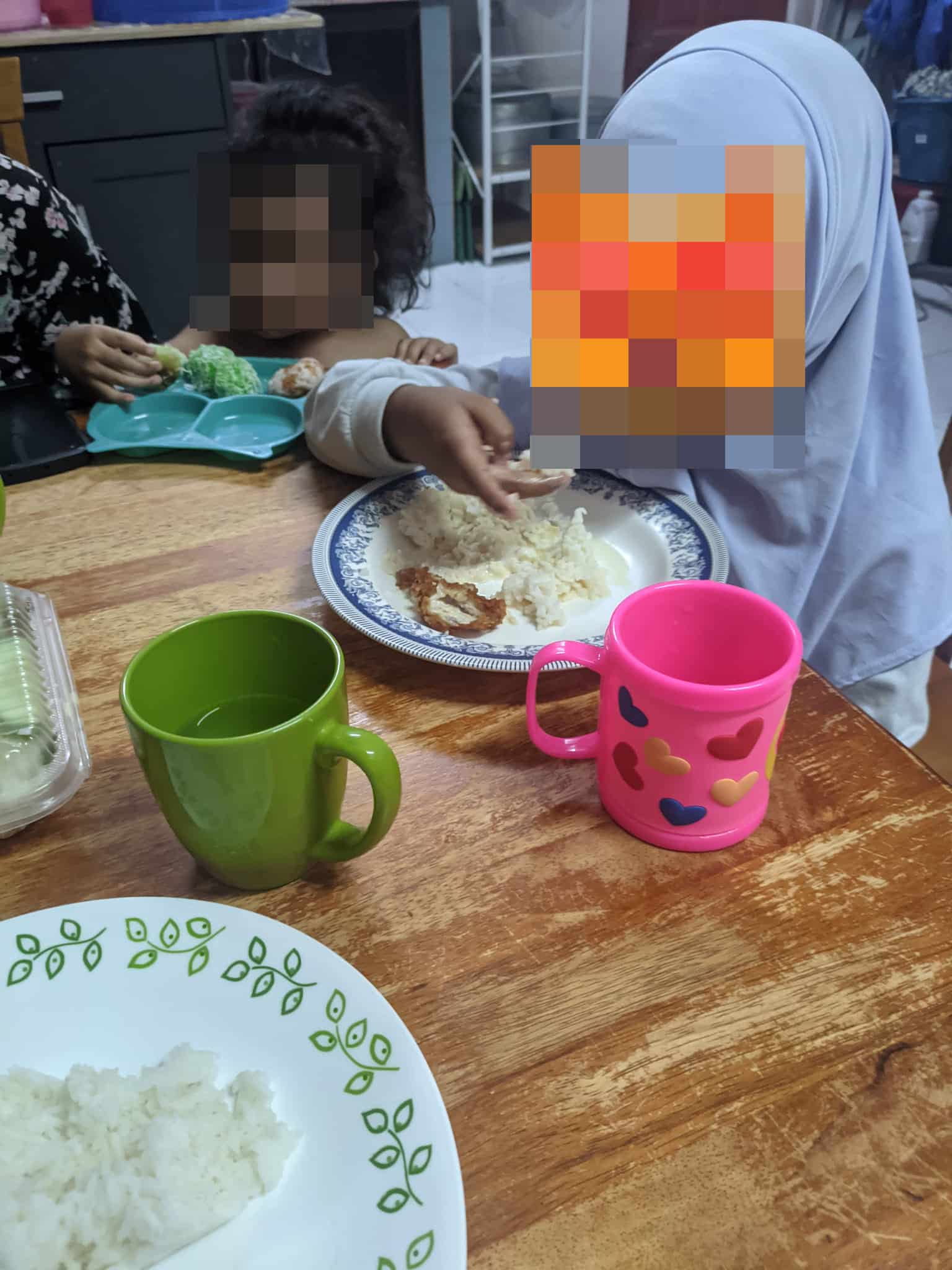 Pemandu bas sekolah kena ‘check seat’, letak ‘tag’ nombor telefon pada beg murid pun patut dicontohi 