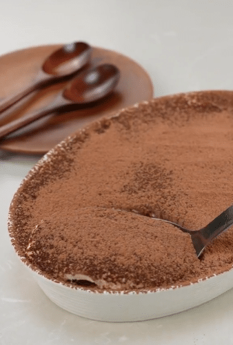 Tiramisu versi Khairul Aming ini sedap buat dessert berbuka, tak pakai banyak bahan, boleh makan sejuk-sejuk 