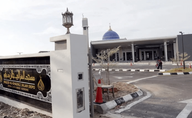 Waris guna duit pampasan bina masjid, simbol penghormatan kepada mangsa MH17