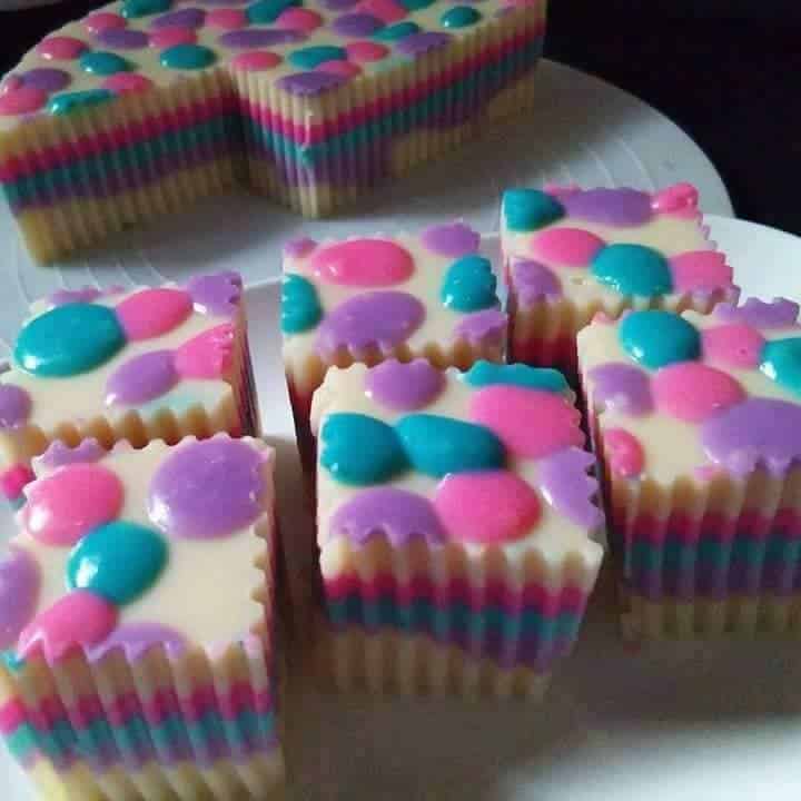 Baru tahu ada 3 resepi agar agar yang mudah tapi sedap gerenti dipuji Hari Raya ni nanti 