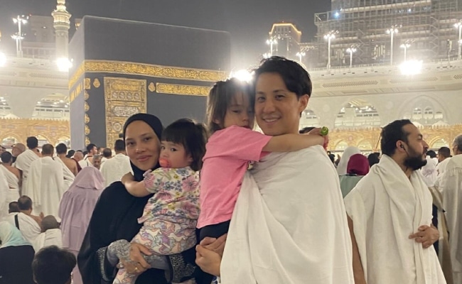 Niat nak doa kaya tiba tiba asha Aziz tidak tahan sebak depan Kaabah minta doa struggle nak ubah penampilan