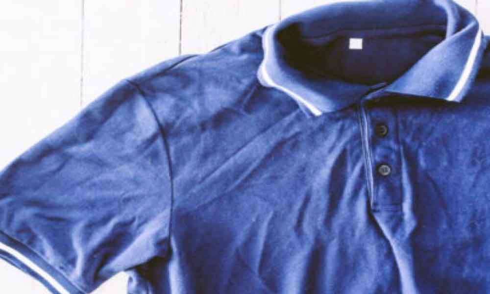 Sayang baju kegemaran nampak lusuh, kolar kembang, ini cara mudah jaga baju nampak macam baru