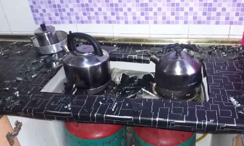 Rupanya ini punca kenapa dapur kaca atas table top selalu pecah tiba-tiba