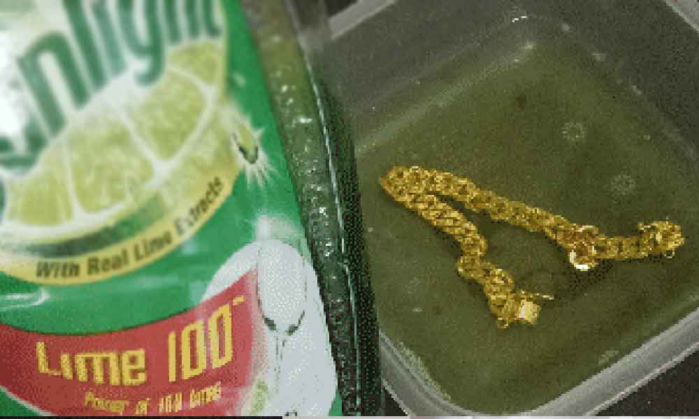 Tidak perlu ke kedai, guna bahan di rumah saja barang kemas pasti bersinar