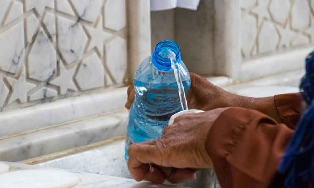 Minum air zam-zam pun kena ada ilmu, bantu elak penyakit berjangkit