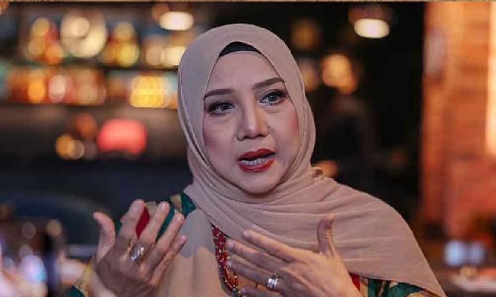 'Bila tanya pasal payment dia melenting' Kak Ani didakwa enggar selesai deposit Konsert