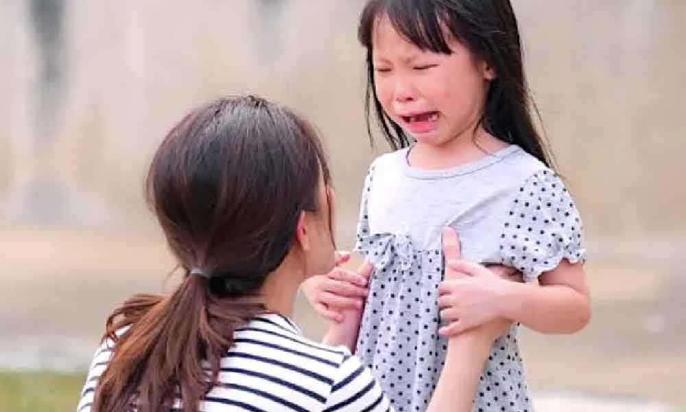 5 tips kawal anak tantrum , nombor 3 tu kena sabar