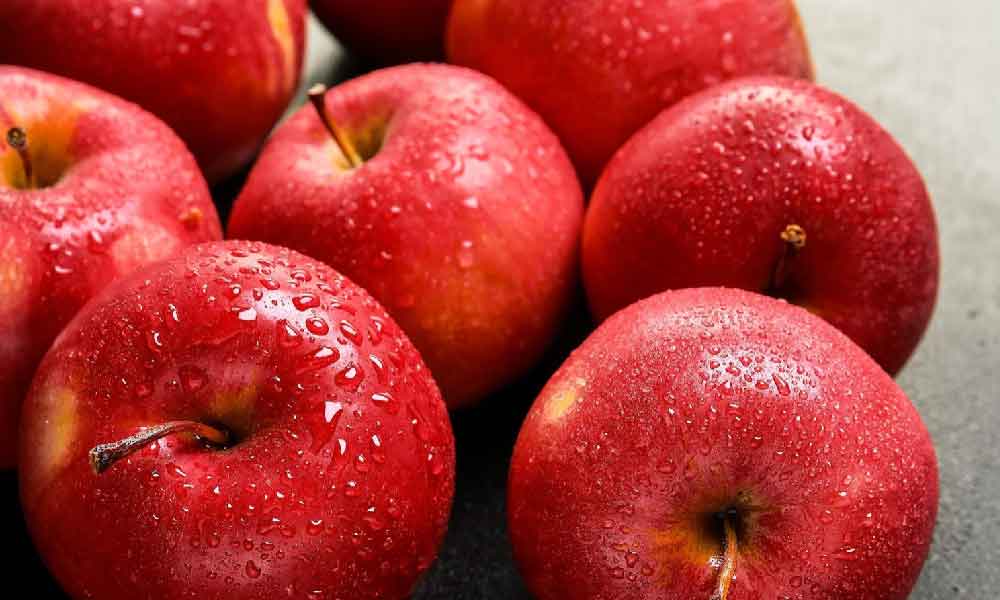 Baru tahu ada tips pilih epal manis dan rangup, periksa 5 perkara ini
