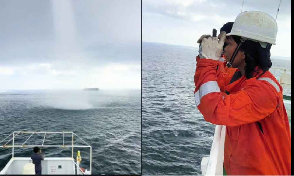 'Wujud rupanya' Pekerja kapal teruja tengok fenomena 'Hujan setempat'