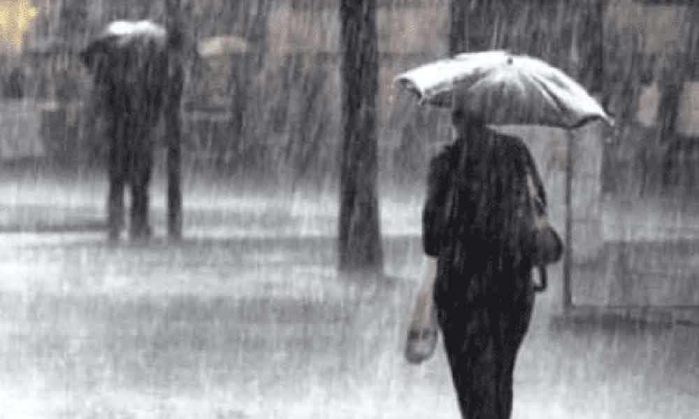 8 tips elak disambar petir boleh waktu hujan boleh membawa maut, antaranya