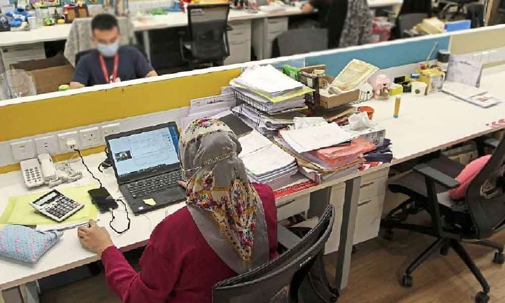 Pekerja dibenarkan ambil cuti khas, tak perlu datang bekerja bila rasa tak 'happy'