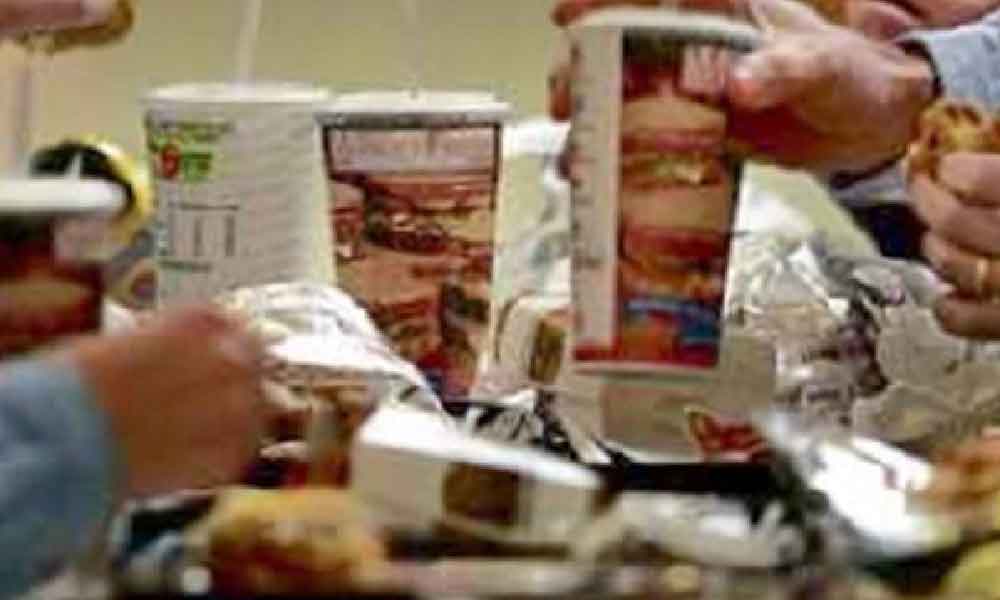 Bekerja makan gaji tapi boleh jimat RM200 belanja 'lunch' jika ikut 3 langkah ini