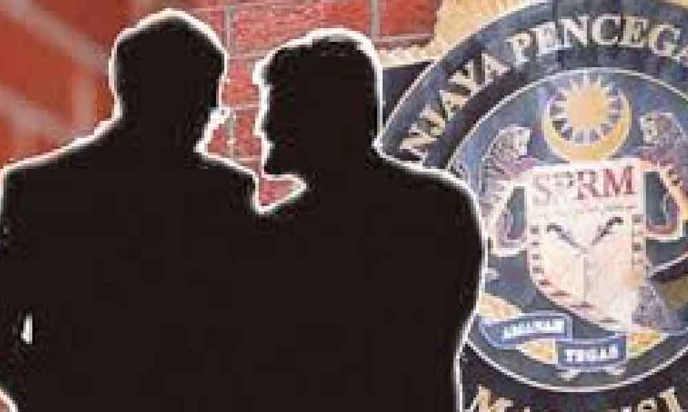 Pemberi maklumat di Malaysia tak selamat?